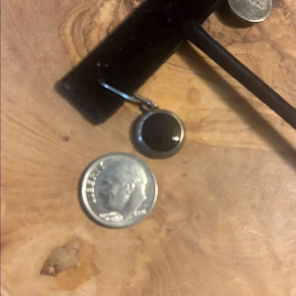 Sterlng Silver & Black Onyx Dangle earrings